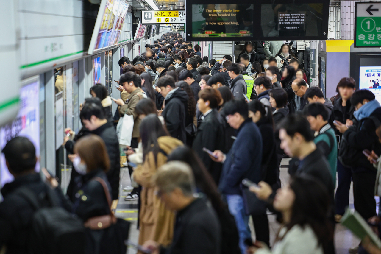 서울지하철 노조, 오늘부터 ‘준법운행’