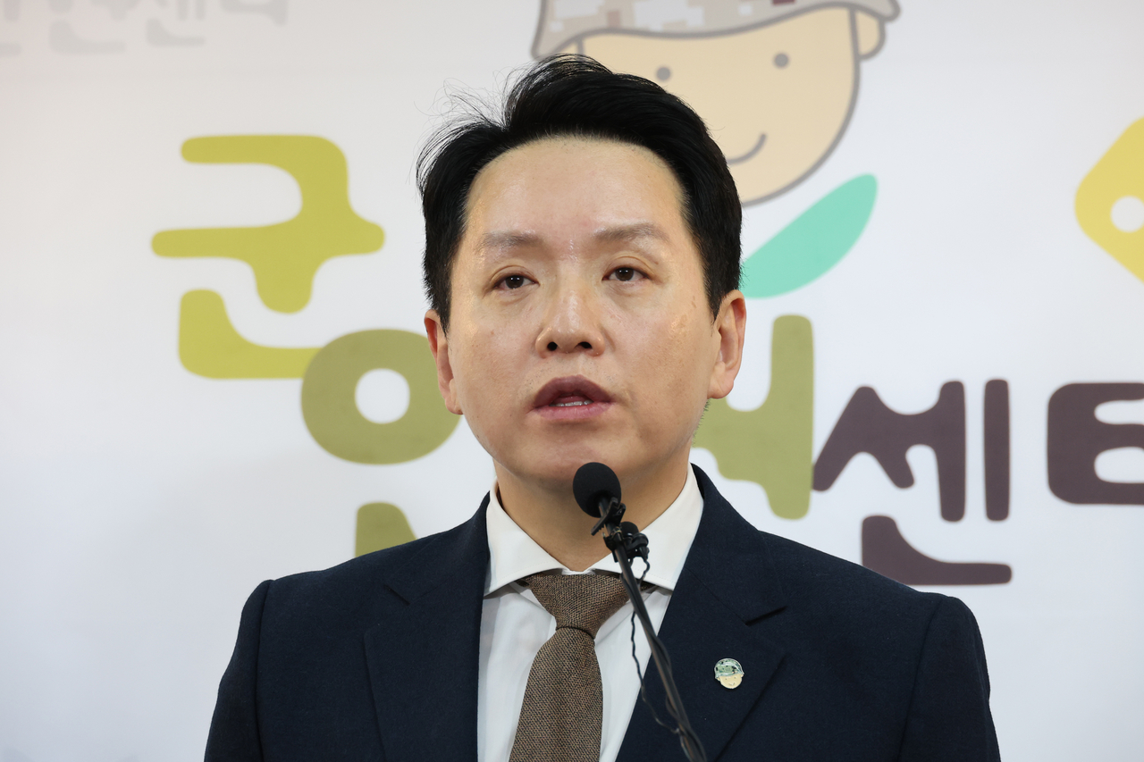 군인권센터 계엄 관련 기자회견서 발언하는 임태훈 군인권센터 소장