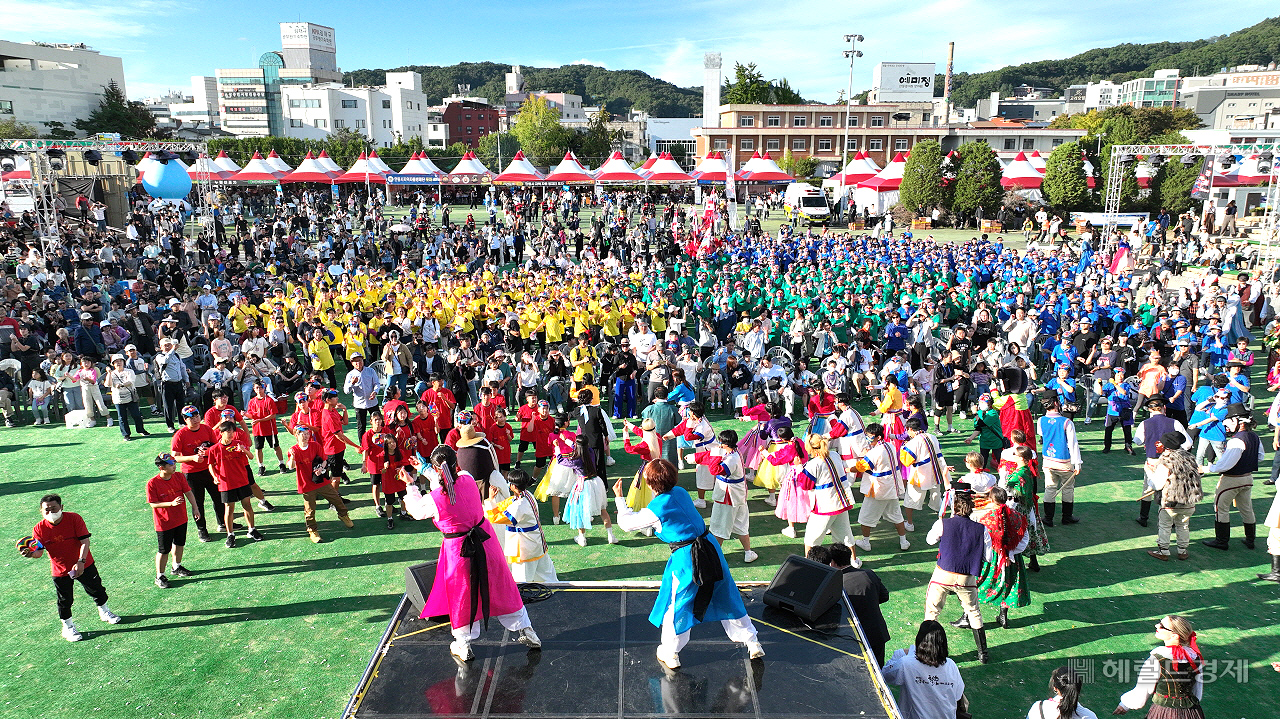 ‘2024 안동국제탈춤페스티벌’ 행사 모습(안동시 제공)