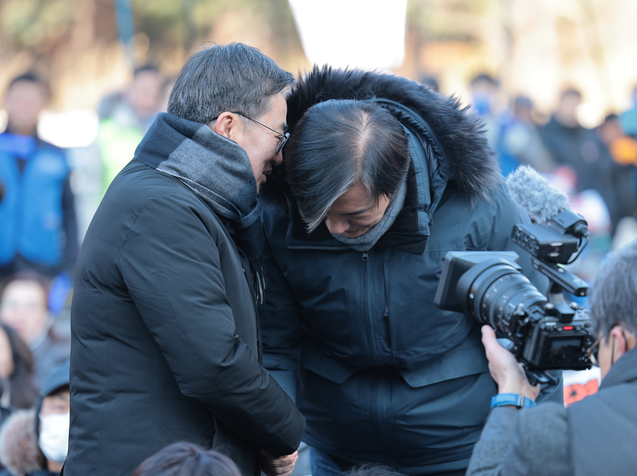 대화하는 조국 전 대표와 김동연 경기지사