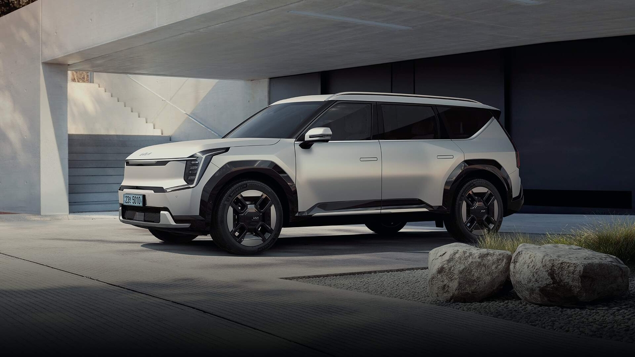 Kia's 2025 EV9 (Kia)