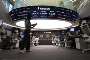 Mixed outlook for mega IPOs next year