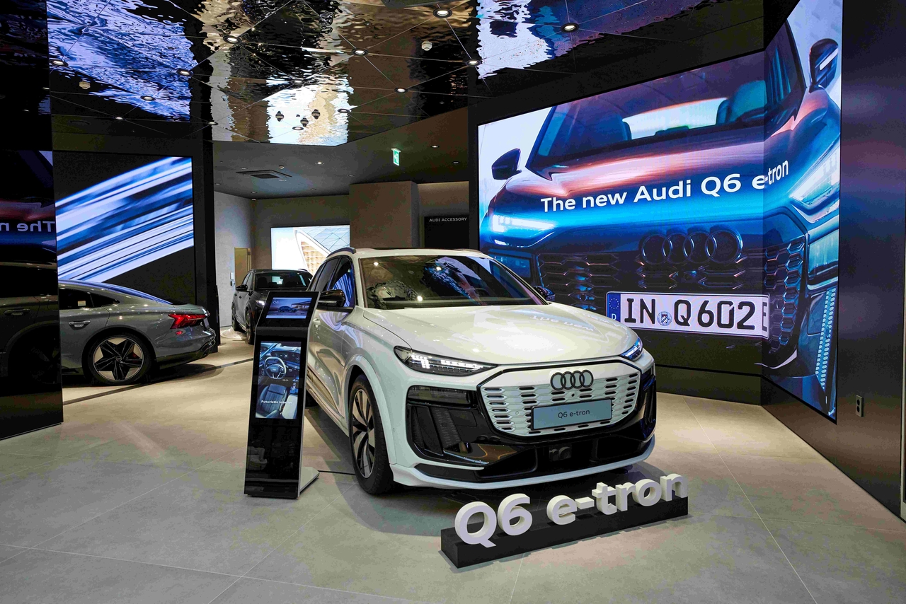 The Audi Q6 e-tron is displayed at the Starfield Hanam showroom in Gyeonggi Province. (Audi Korea)