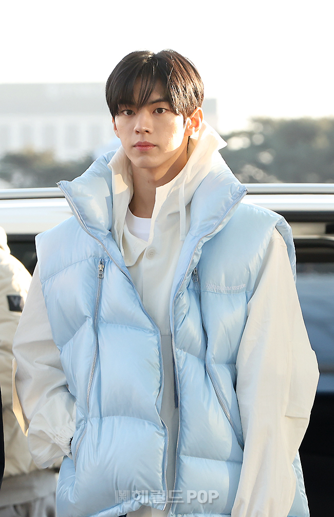 투어스 도훈