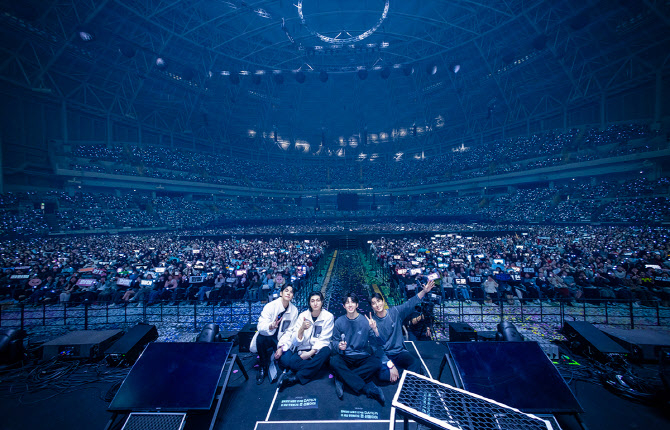 (Credit: JYP Entertainment)