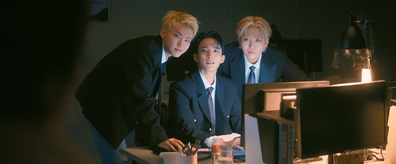 (Credit: Pledis Entertainment)