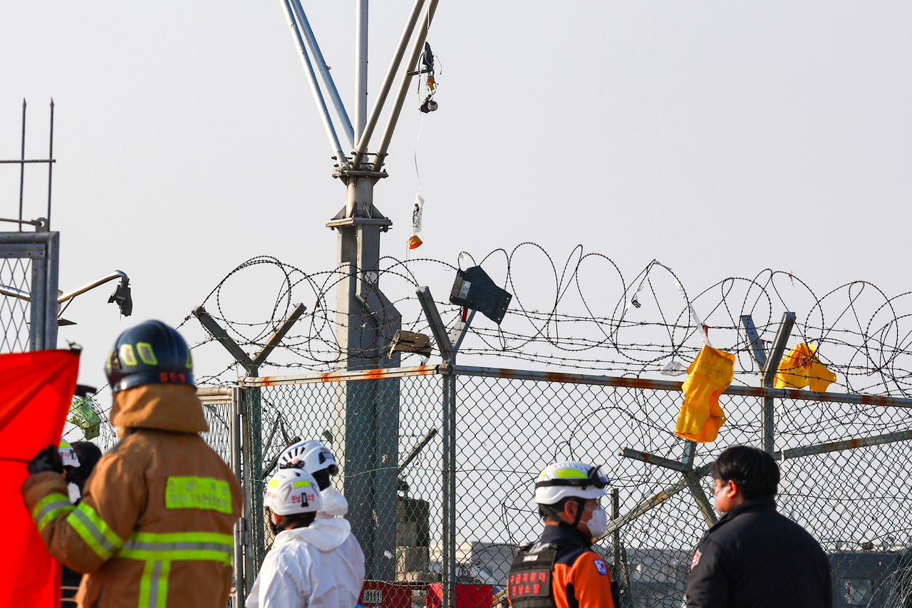 Debris From The Crash Scene - The Korea Herald