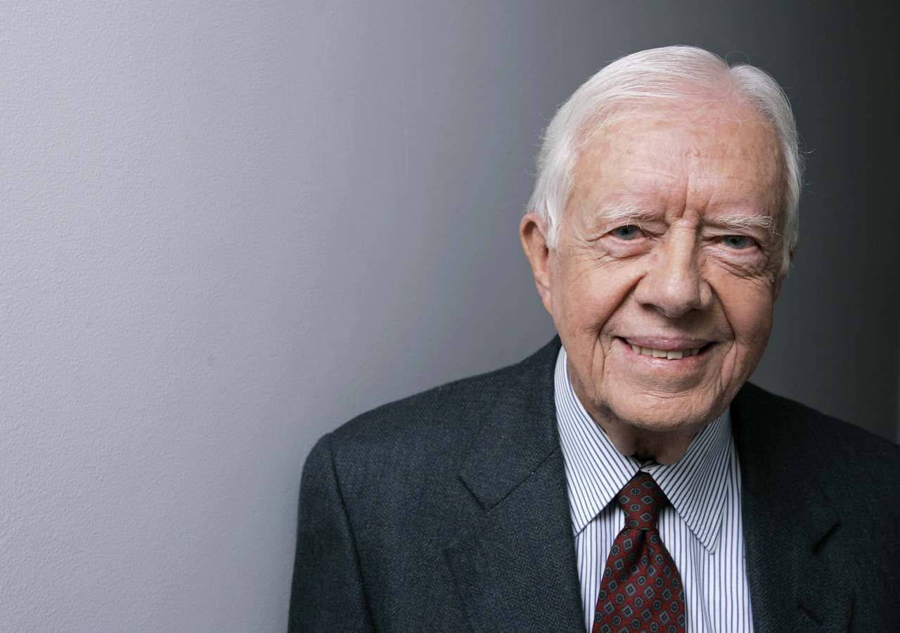 Former US President Jimmy Carter poses for a portrait during the Toronto International Film Festival, Sept. 10, 2007, in Toronto. (AP)