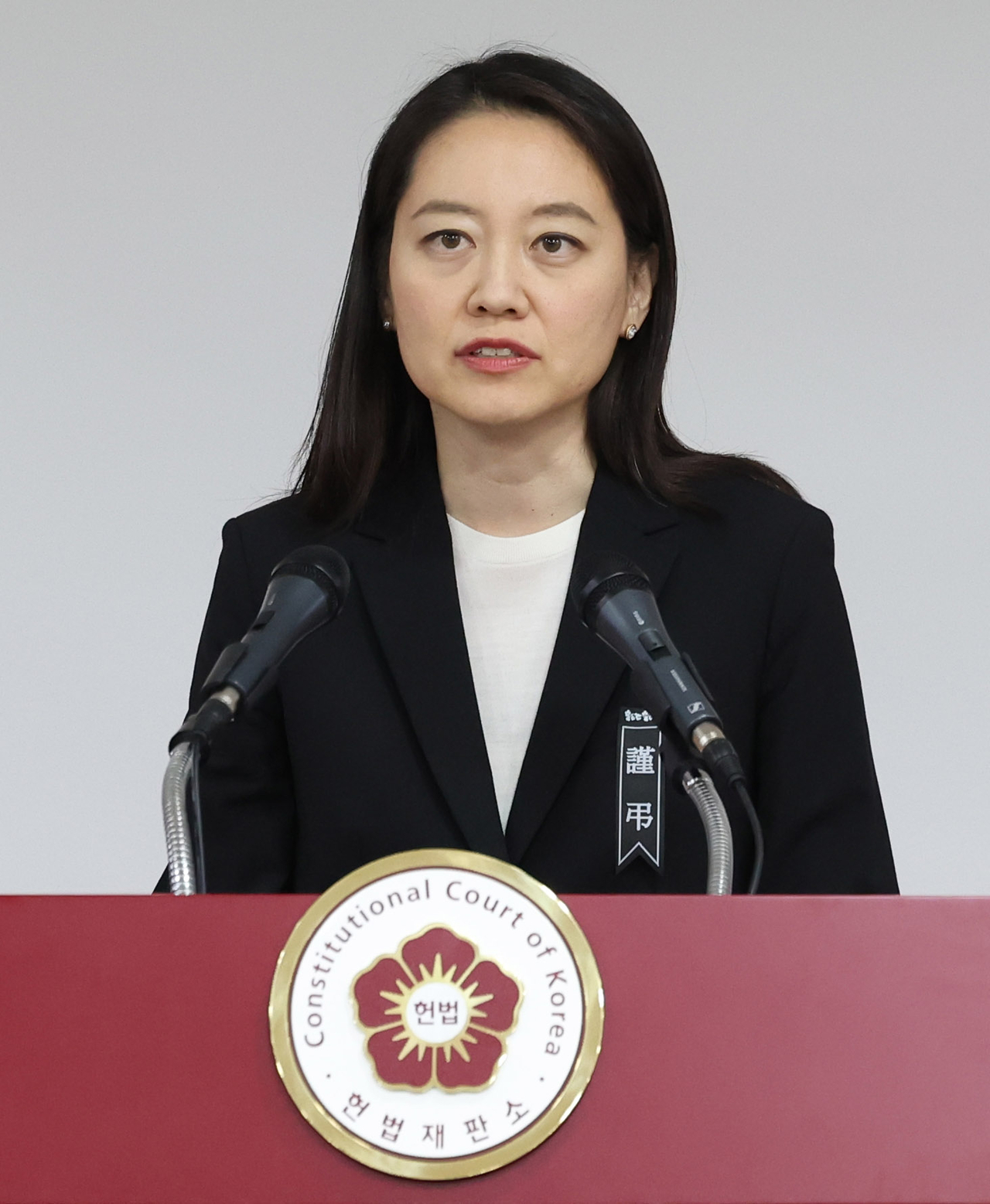 이진 헌법재판소 공보관이 31일 오후 서울 종로구 헌법재판소에서 윤석열 대통령 탄핵심판 사건 관련 브리핑을 하고 있다. [뉴시스]