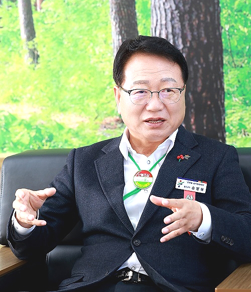 손병복 울진군수(울진군 제공)