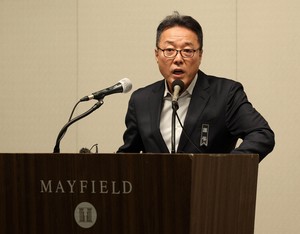 Jeju Air to cut 1,900 flights by March