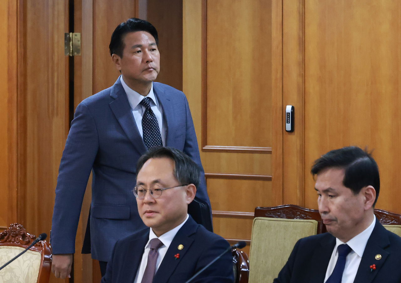 김태효 국가안보실 1차장이 27일 오후 정부서울청사에서 열린 국가안전보장회의(NSC)에 참석하고 있다. [연합]