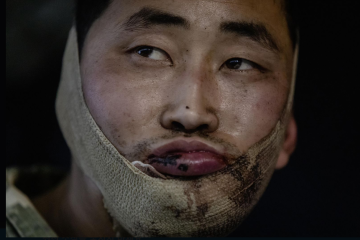 우크라이나군에 생포된 북한군 [젤렌스키 엑스 캡처·연합]