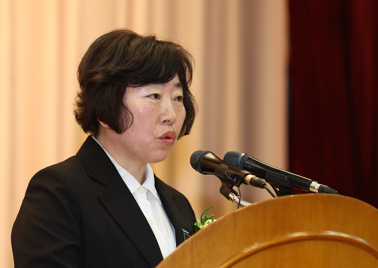 정계선 헌법재판관이 지난 2일 서울 종로구 헌법재판소에서 열린 취임식에서 취임사를 하고 있다. [연합뉴스]