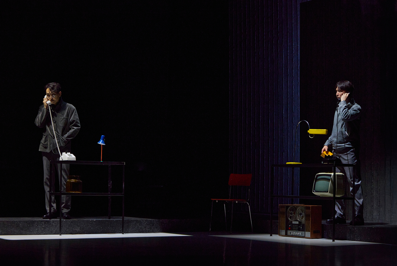 A scene from the Korean theatrical production of "The Lives of Others" (Project Ilda)
