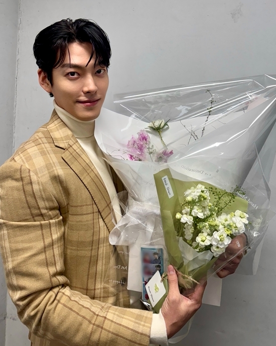 사진=김우빈 채널
