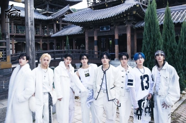 Stray Kids (JYP Entertainment)