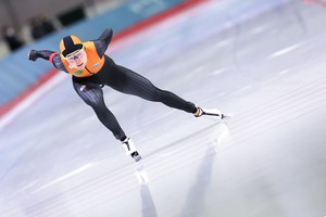 Speed skating stars in action