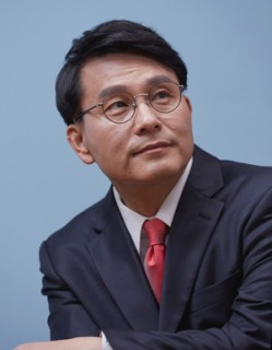 How moderate ruling party lawmaker joined vanguard of pro-Yoon protesters