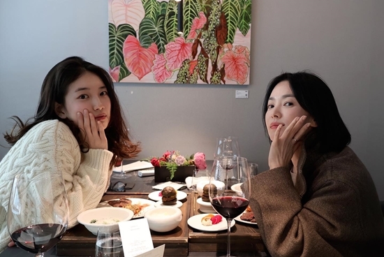 사진=송혜교 채널