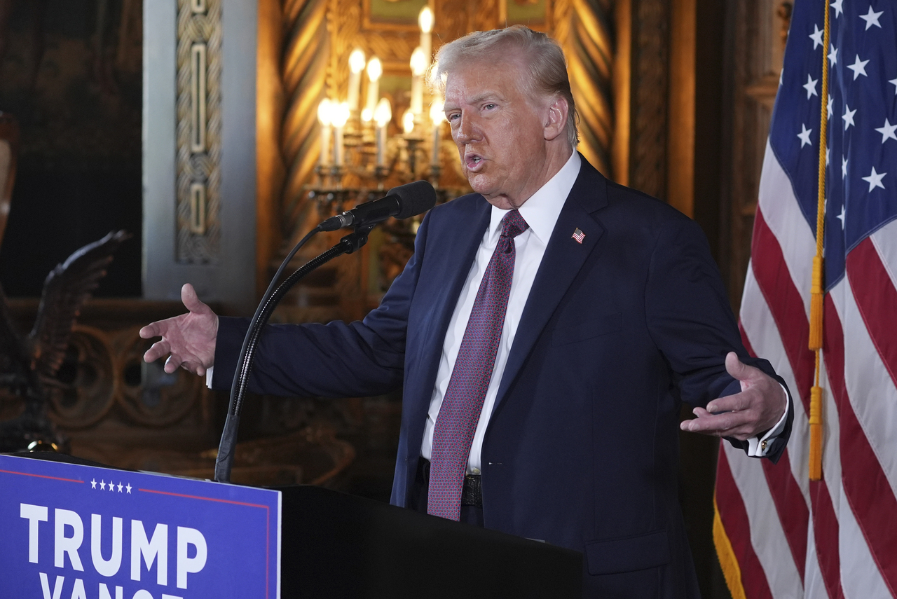 US President-elect Donald Trump speaks during a news conference at Mar-a-Lago in Palm Beach, Florida, on Jan. 7. (AP-Yonhap)