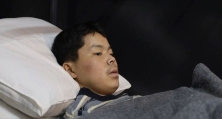 우크라이나군의 신문을 받는 북한군[젤렌스키 대통령 X 캡쳐]