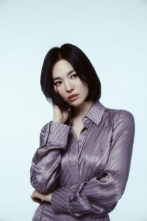 In 'Dark Nuns,' Song Hye-kyo finds freedom in measured horror