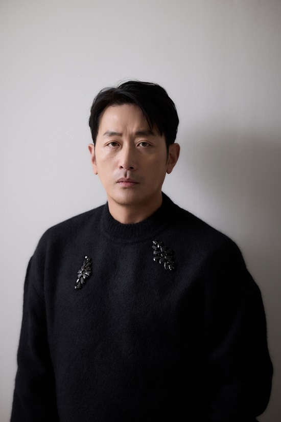 배우 하정우/사진=바른손이앤에이 제공