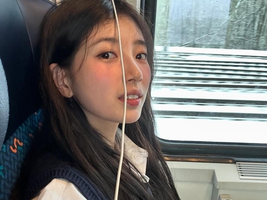 사진=수지 채널