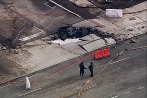 Seven dead, 19 injured in air ambulance crash in Philadelphia