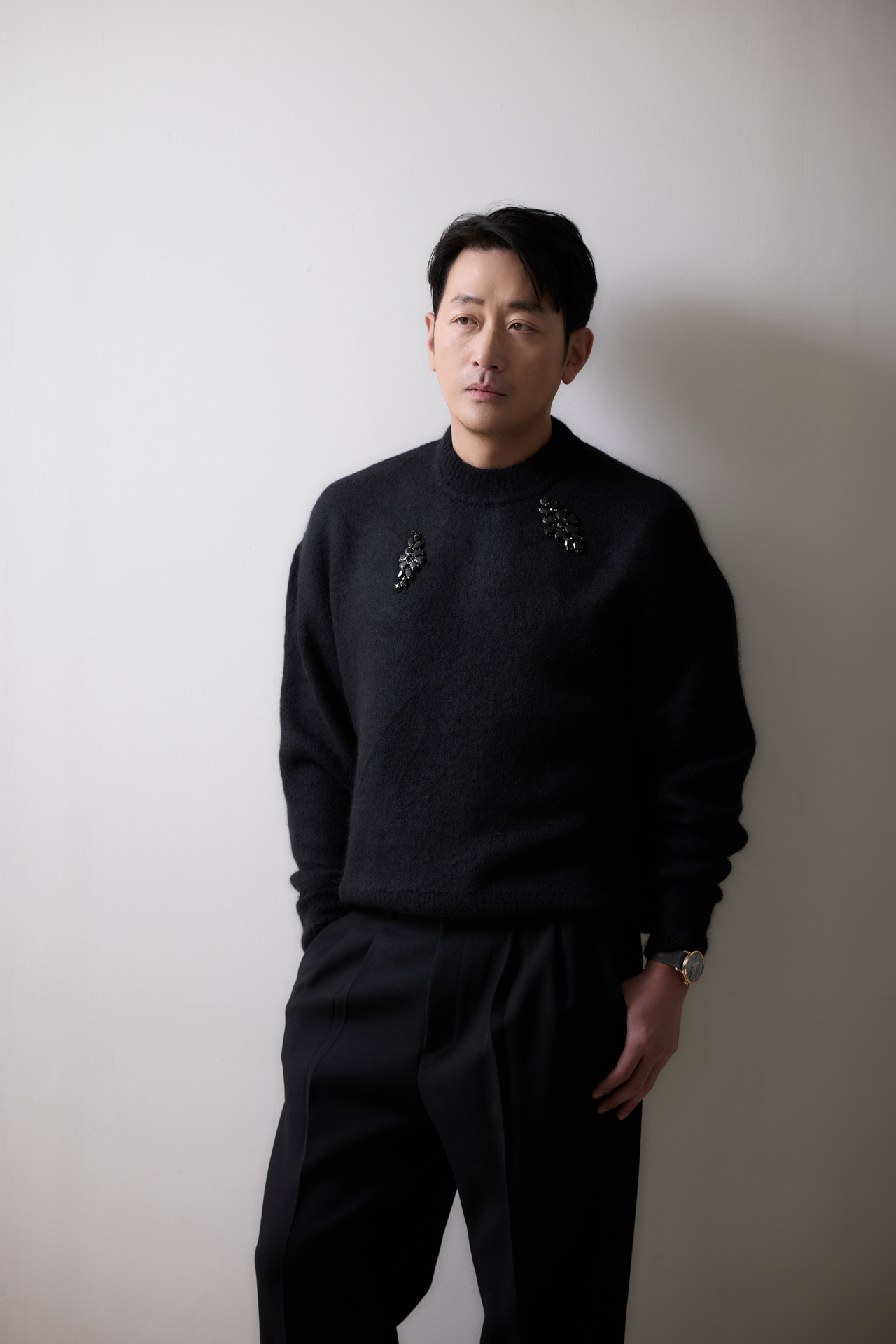 5일 개봉한 영화 ‘브로큰’으로 돌아온 하정우를 최근 서울 종로구 삼청도의 한 카페에서 만났다.[바른손E&A 제공]