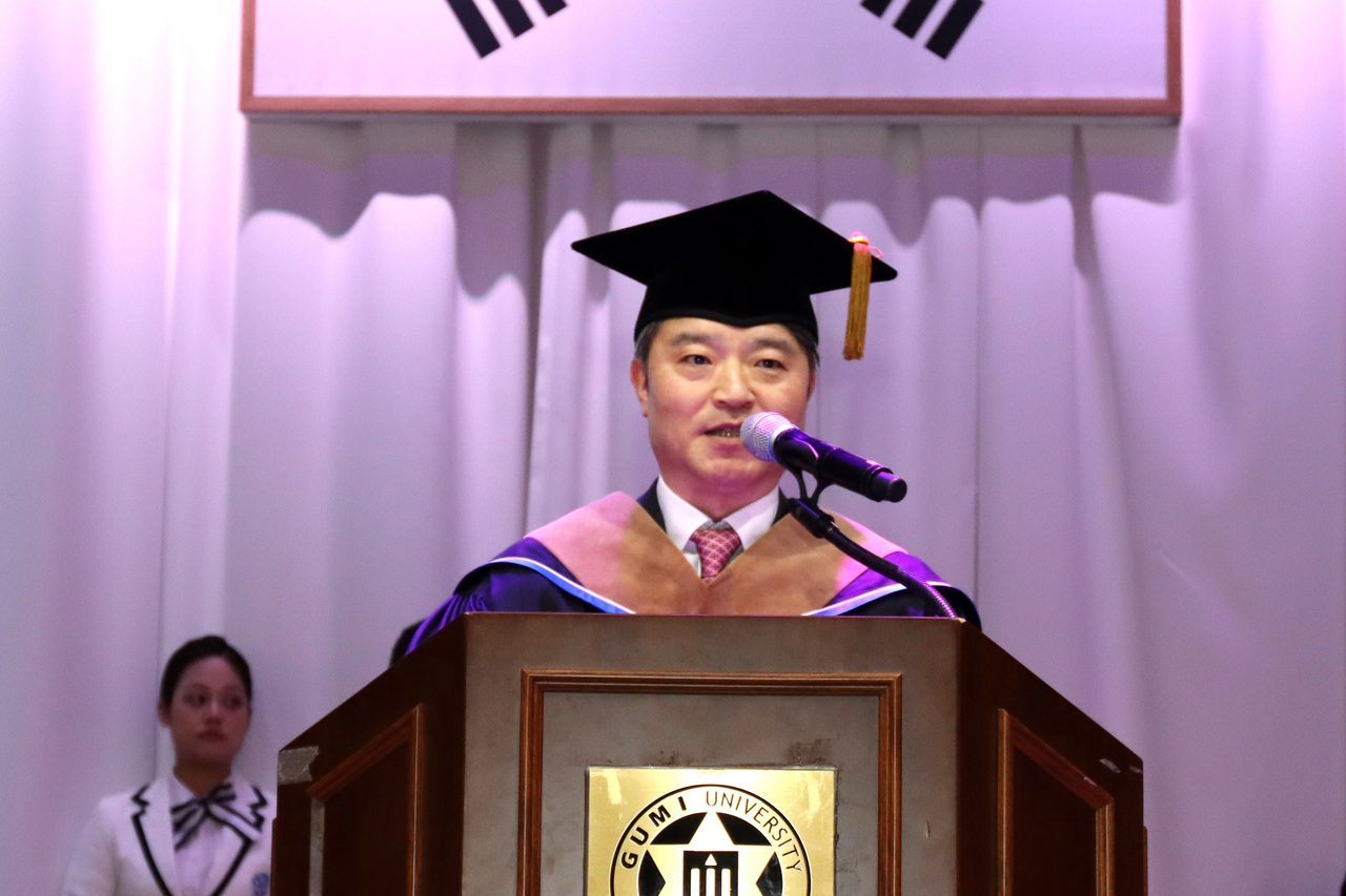 이승환 총장이 회고사를 하고 있다.(구미대 제공)