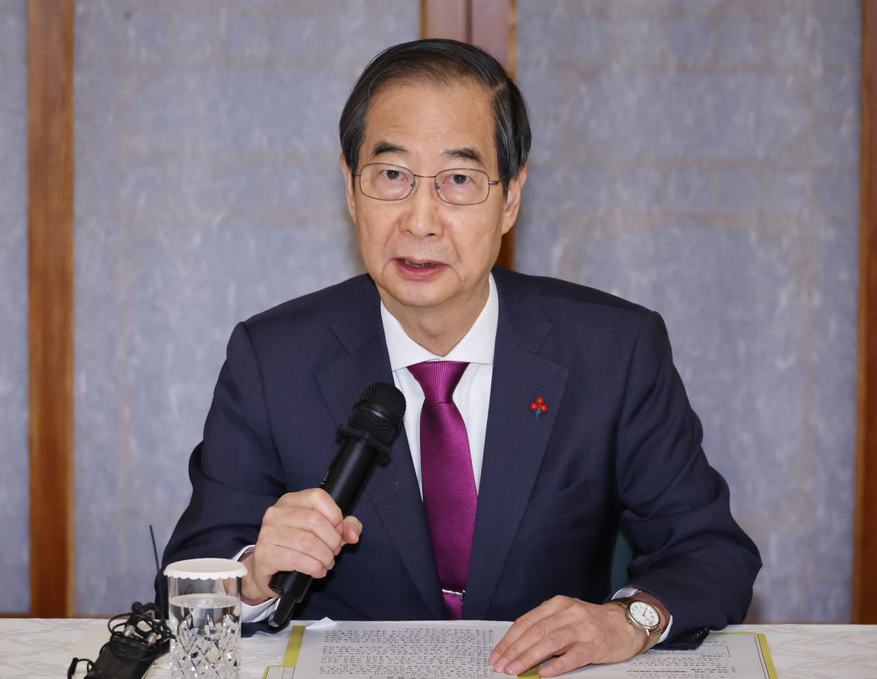 한덕수 대통령 권한대행 국무총리가 지난 20일 서울 종로구 삼청동 총리공관에서 열린 고위당정협의회에서 발언하고 있다. [연합]