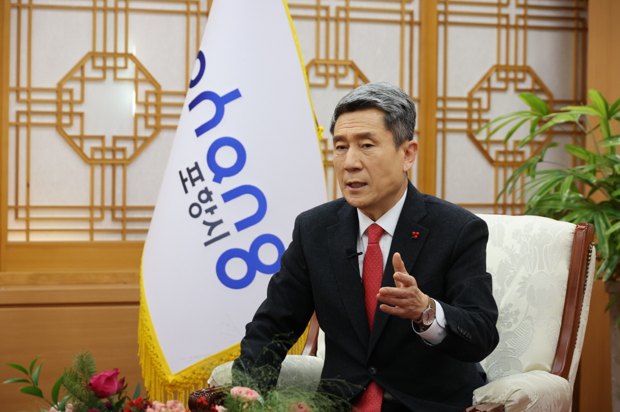 이강덕  경북 포항시장이 철강제품 관세부과에 따른 범정부 차원 공동 대응을 호소했다(포항시 제공)