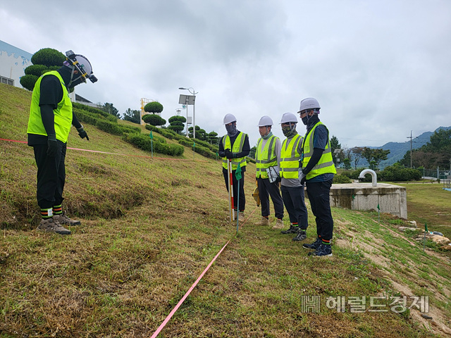 상수시 상수도 사업소가 한국 구조물 안전연구원으로 부터 상수도 시설물에 대한 정밀안전진단 평가에서  A등급을 받았다(상주시 제공)