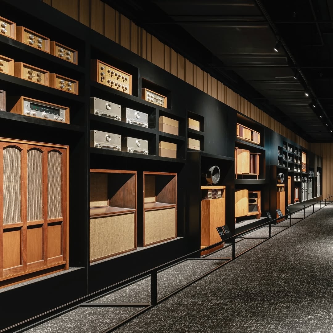 An installation view of Audeum's Exhibition Room 1 (Audeum Audio Museum)