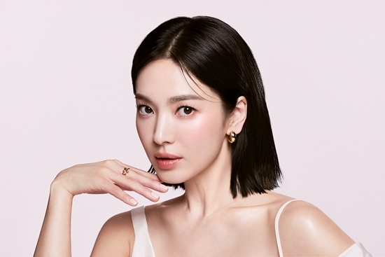 사진=송혜교 채널