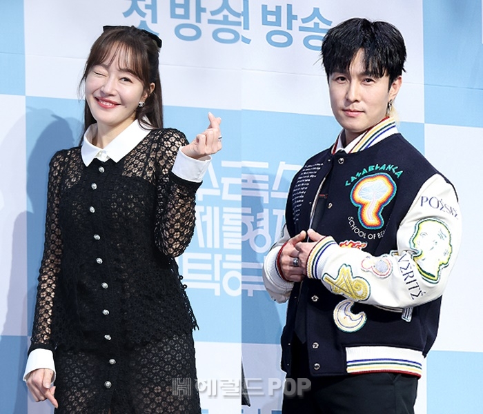 엄지원, 김동완/사진=민선유 기자