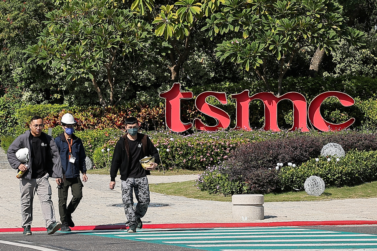 대만 남서부 타이난의 TSMC 공장 앞 거리 전경.[로이터]