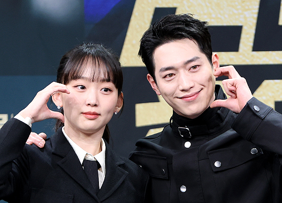 진기주, 서강준/사진=민선유기자