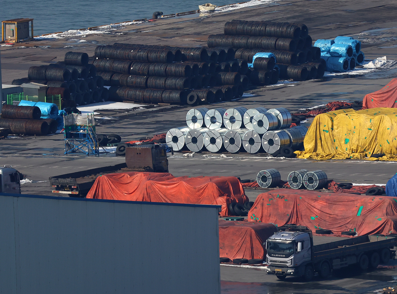 Steel products are piled up at a port in Pyeongtaek, about 65 kilometers south of Seoul, in this Feb. 11, file photo. (Yonhap)