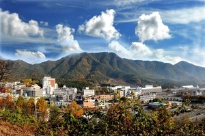 Bugok Hot Springs in Changnyeong sees tourism recovery