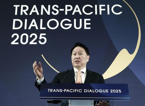 SK Group Chairman Chey Tae-won speaks during the Trans-Pacific Dialogue 2025 organized by the Chey Institute for Advanced Studies at a hotel in Washington on Friday (SK Group)