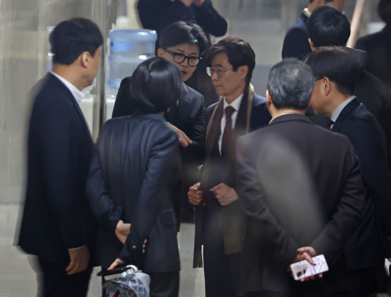 한동훈 전 국민의힘 대표(왼쪽)와 조경태 의원 [연합]