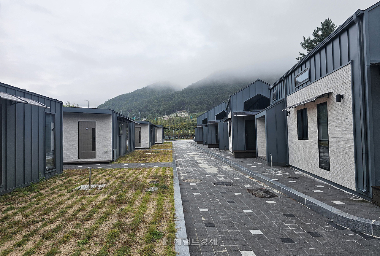 소천면의 모듈러주택전경(봉화군 전경)