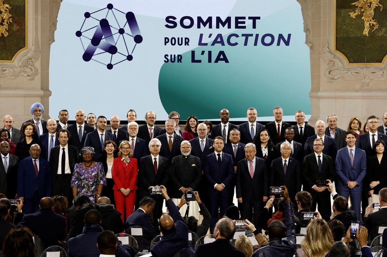 French President Emmanuel Macron (C), Indian Prime Minister Narendra Modi (C-L) and UN Secretary-General Antonio Guterres (C-R) pose for a family photo with participants at the end of a plenary session during the Artificial Intelligence (메이저 바카라) Action Summit at the Grand Pal메이저 바카라s in Paris, France, 11 February 2025. The summit takes place from 10 to 11 February. [EPA]