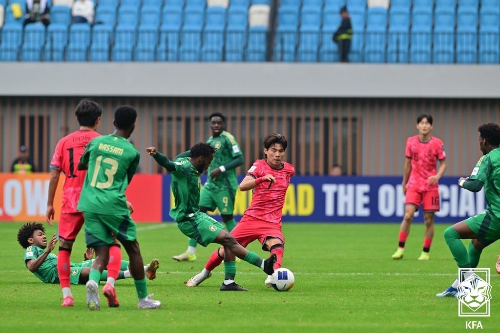 한국과 무료 슬롯사이트의 대회 4강전 경기 모습. [대한축구협회 제공]