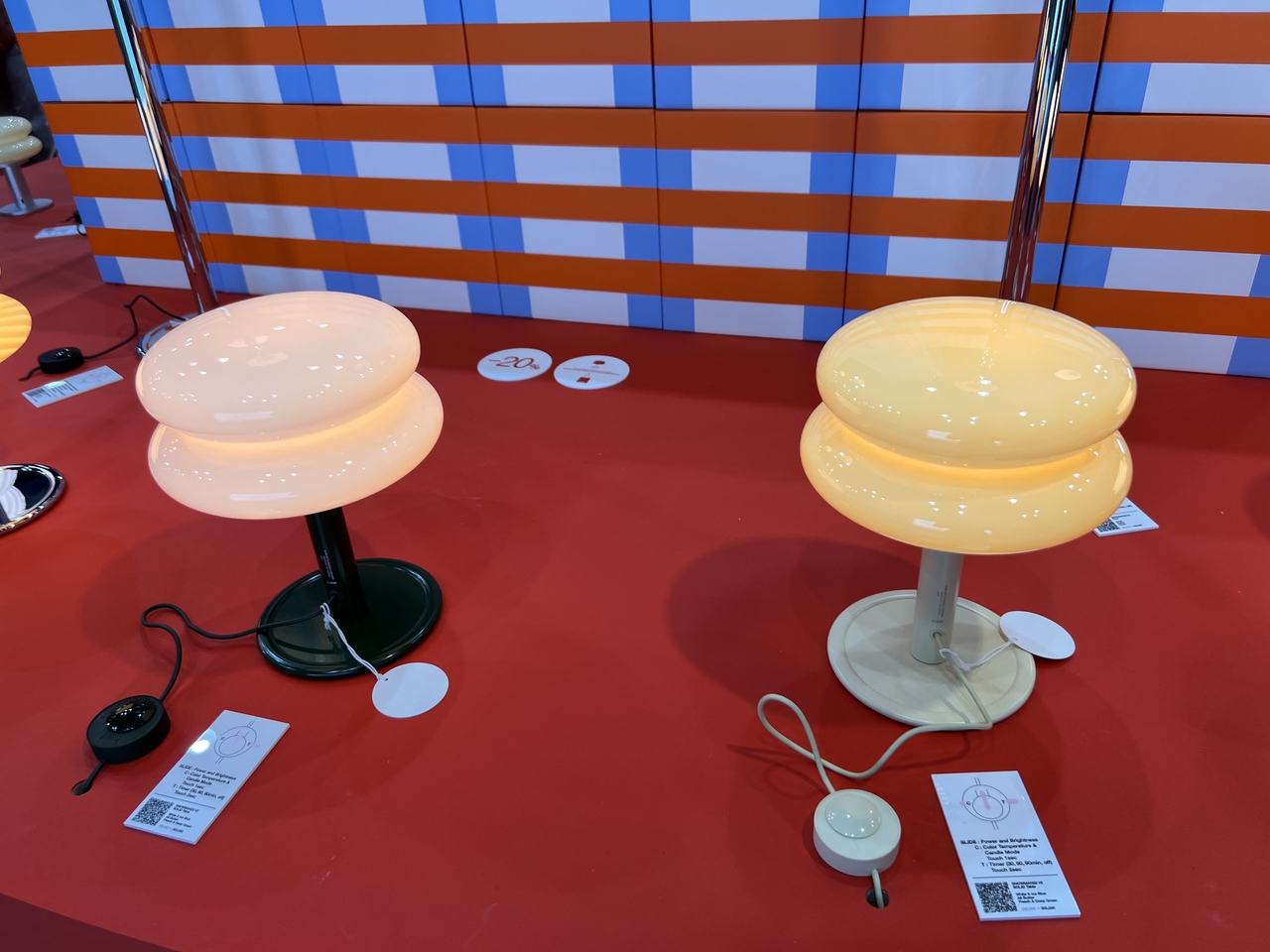 ILKW brand table lamps by Ilkwang Lighting are displayed at the 30th Seoul Living Design Fair held at the Coex Convention Center in southern Seoul. (Park Jun-hee/The Korea Herald)