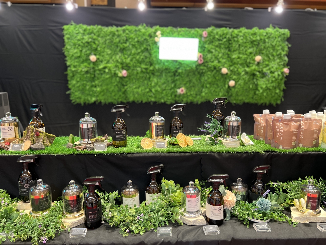 Room sprays, fabric perfume, diffusers and aroma candles by home fragrance brand Kaylin Leo are displayed at the 30th Seoul Living Design Fair held at the Coex Convention Center in southern Seoul. (Park Jun-hee/The Korea Herald)
