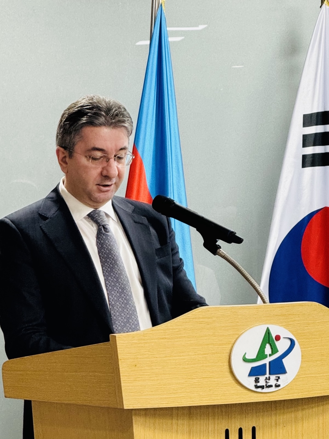 Azerbaijani Ambassador to Korea Ramin Hasanov speaks at a symposium marking the 33rd anniversary of the Khojaly massacre at Yongsan Art Hall in Seoul on Wednesday. (Sanjay Kumar/The Korea Herald)